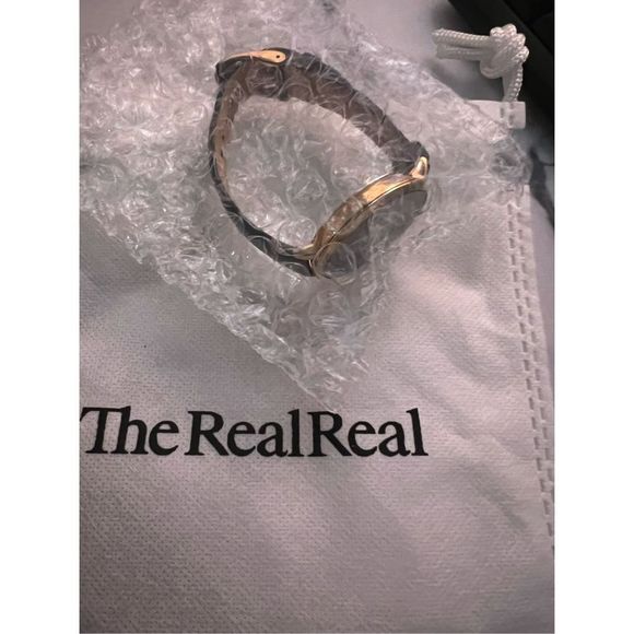 Michael Kors Women’s Charley Leather Black/ Gold Watch - Picture 9 of 9